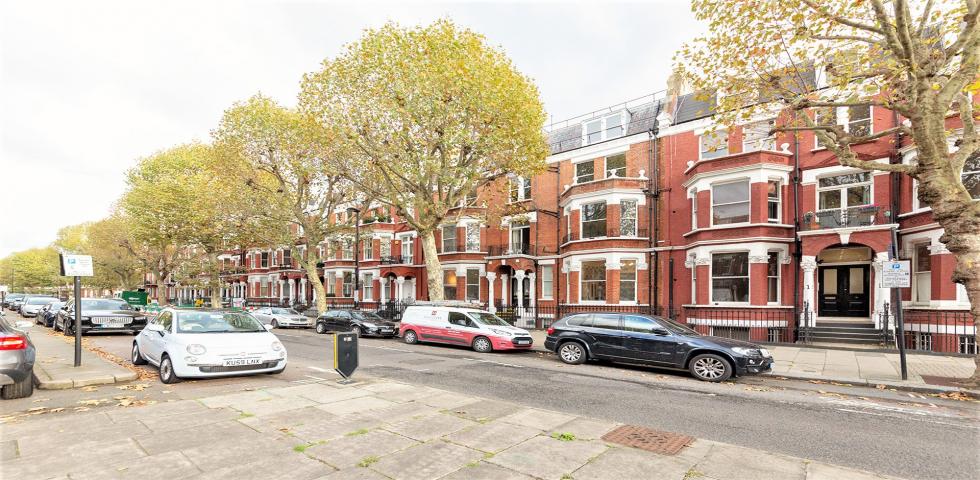 			Studio Apartment, 1 bath, 1 reception Apartment			 Sutherland Avenue, Maida Vale